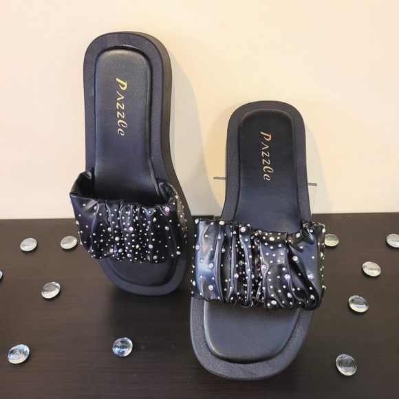 Pazzle Black Bling Sandals - Picture 2 of 4